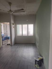 Flat For Sale in Seri Anggerik