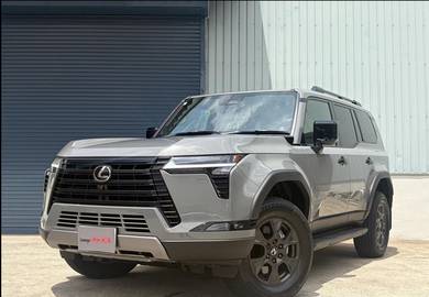 Lexus GX 550 OVERTRAIL in Petaling Jaya, SGR