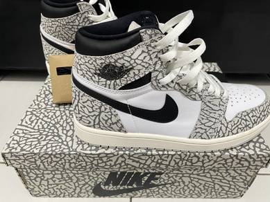 Nike Air Jordan 1 - TechGrey/Muslin-Black-White