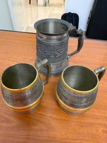 Vintage Pewter Mugs Set