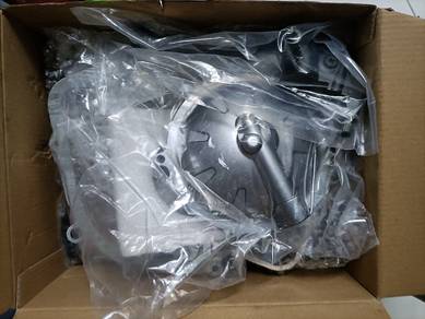 clutch tangan lc v8
