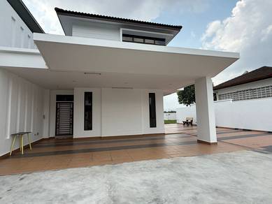 Semi-Detached House For Sale in Tebrau,JHR