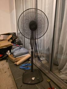 Panasonic 16" Standing Fan – Good Condition