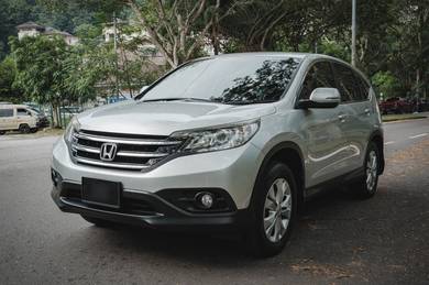 Honda CR-V in Taman Melawati, KUL