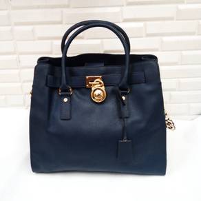 Michael Kors Hamilton Large Navy Blue Saffiano Lea