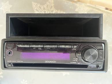 Kenwood Player & Bezza Clarion Player