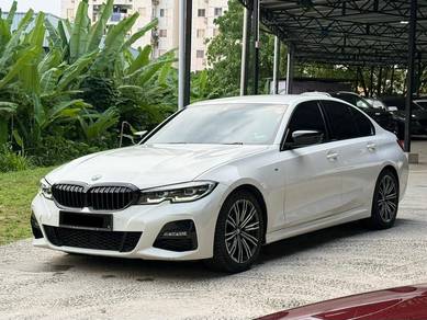 BMW 330i 30i M SPORT in Cheras, KUL