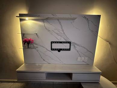 Kabinet TV Gantung Moden Panel Marble + Lampu LED 