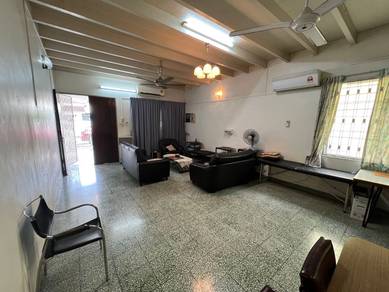 2-storey Terraced House For Sale in Pulau Tikus,PNG