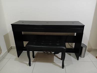 Digital Piano