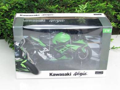 Automaxx 1-12 Kawasaki Ninja 250 Special Edition