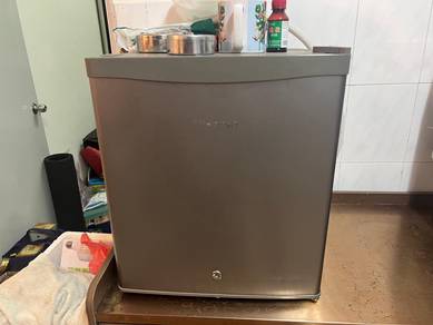 Hisense Mini Fridge