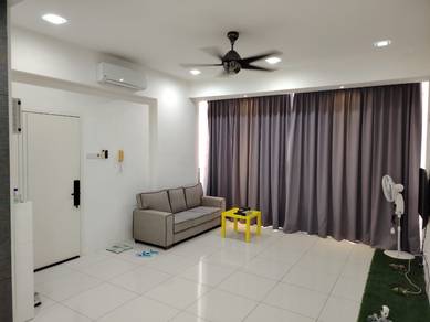 Condominium For Rent in Sierra East