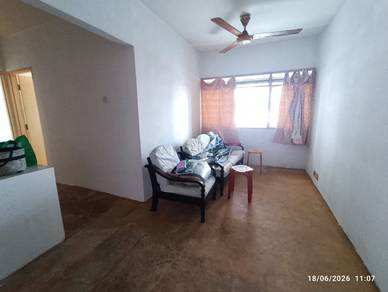 Apartment For Sale in Desa Intan