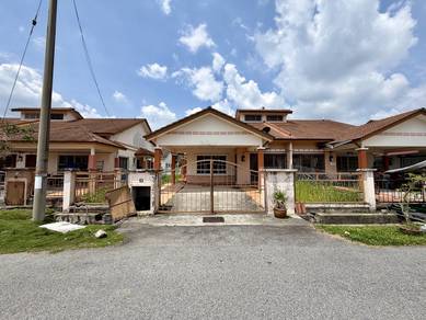 Semi-Detached House For Sale in Sepang,SGR
