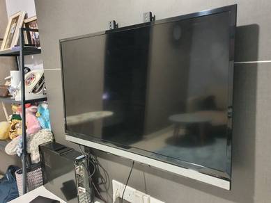 Toshiba 40' Not Smart Tv, Led Tv