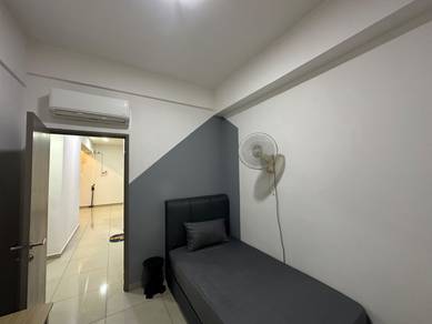 Room in Bayan Baru, PNG