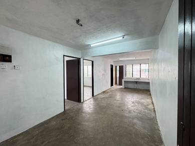 Flat For Rent in Lorong Tenggiri