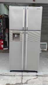 Hitachi 4door fridge with water dispenser 550L