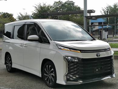 2023 Toyota Voxy S-Z