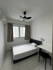Room in Tanjong Tokong, PNG