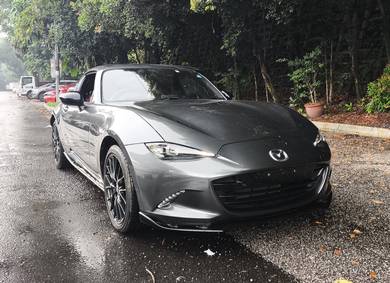 Mazda MX-5 RF in Kota Damansara, SGR