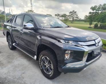 Mitsubishi Triton VGT PREMIUM in Pasir Gudang, JHR
