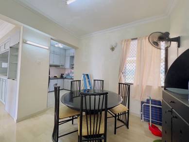 Apartment For Sale in Desa Bella