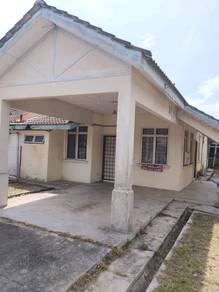 Semi-Detached House For Sale in Sepang,SGR