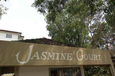 Apartment For Sale in Jasmine Court
