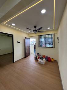 Flat For Sale in Flat Taman Ungku Tun Aminah