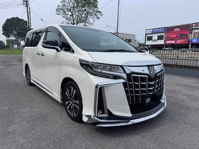 Toyota Alphard SC in Kuching, SWK