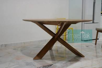 Teak Round Table -Slice Design