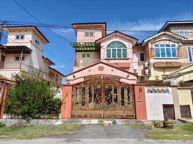 Semi-Detached House For Sale in Ipoh,PRK