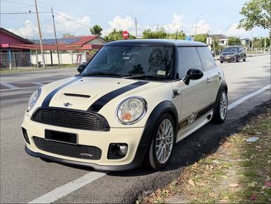 Mini Cooper S S in Port Klang, SGR