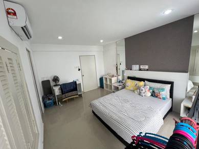 Room in Butterworth, PNG