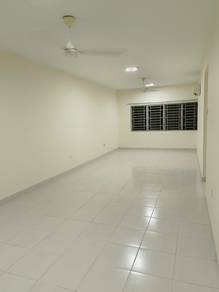 Condominium For Sale in Koi Kinrara