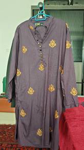 Authentic Pakistani Men's Embroidered Kurta - Size