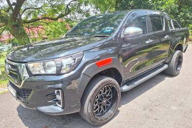 2019 Toyota Hilux L-EDITION