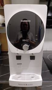 [Look New & Well Maintained] Cuckoo Water Purifier