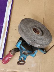 knife sharpener
