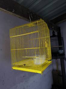 Sangkar burung gantung 
