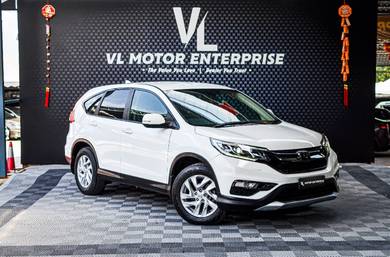 Honda CR-V 4WD in Desa Petaling, KUL