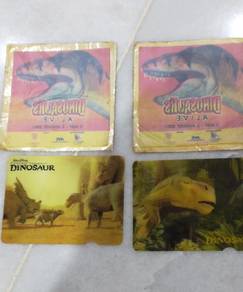 Dinausor collectibles 