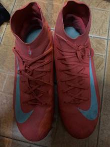 kasut bola untuk dijual