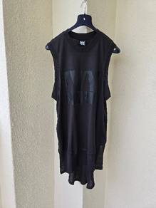 Ivy Park Black Embossed Logo Long Top