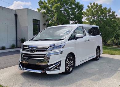 Toyota Vellfire in Butterworth, PNG