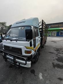 Daihatsu Delta DV58