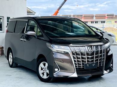 2022 Toyota Alphard X