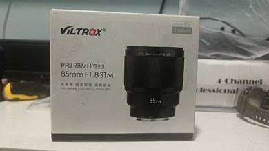 Viltrox 85mm F1.8 STM